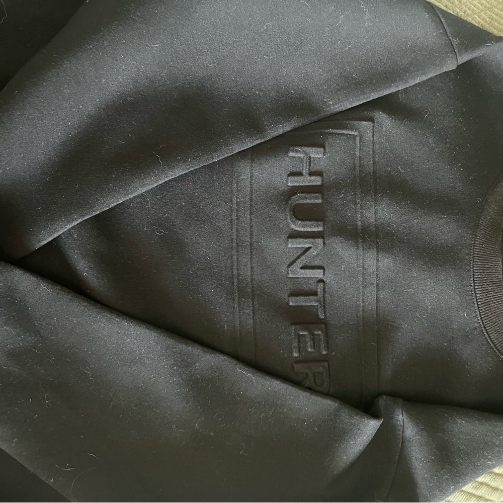 Hunter Classic Black Pullover